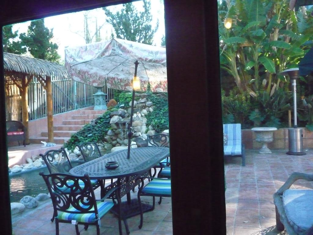 Woodland Hills Calabasas Guesthouses Los Angeles Exterior foto