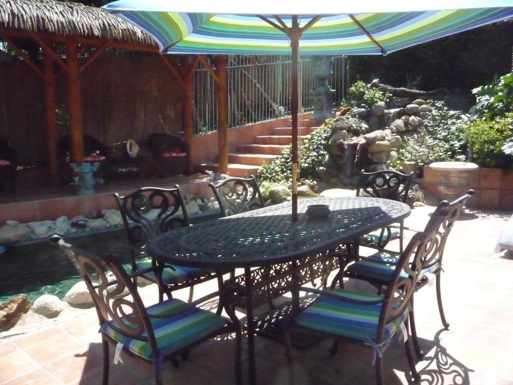 Woodland Hills Calabasas Guesthouses Los Angeles Exterior foto